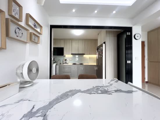 366A SEMBAWANG CRESCENT photo 5