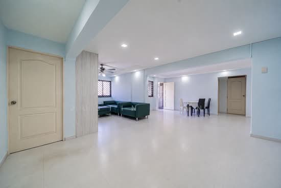 376 CLEMENTI AVENUE 4 photo 3