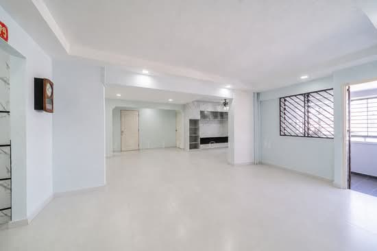 376 CLEMENTI AVENUE 4 photo 4