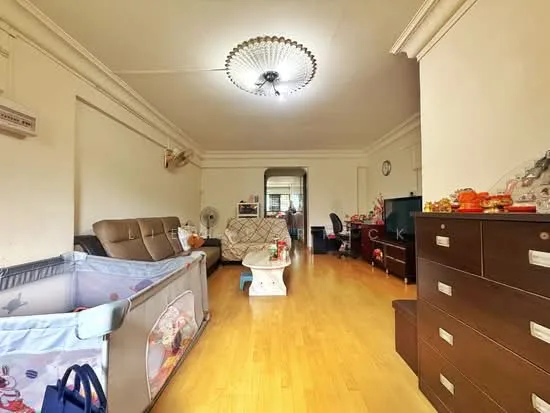 621 Ang Mo Kio Avenue 9 image 1 of 10