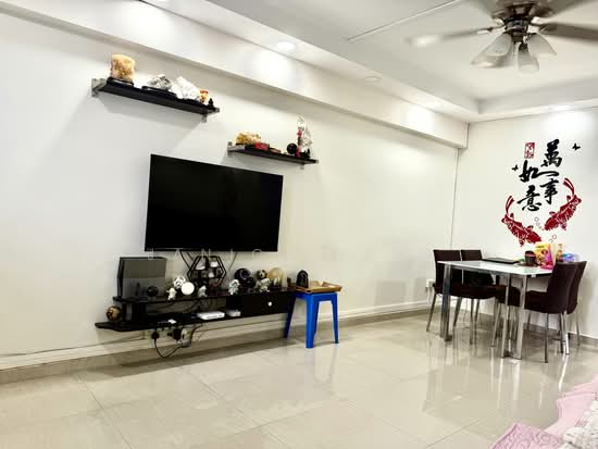 486 Admiralty Link image 1 of 10