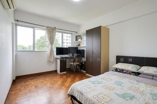 281 TAMPINES STREET 22 photo 3