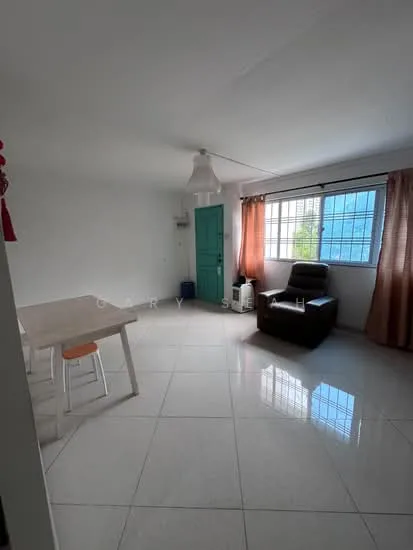 252 Hougang Avenue 3 image 1 of 8