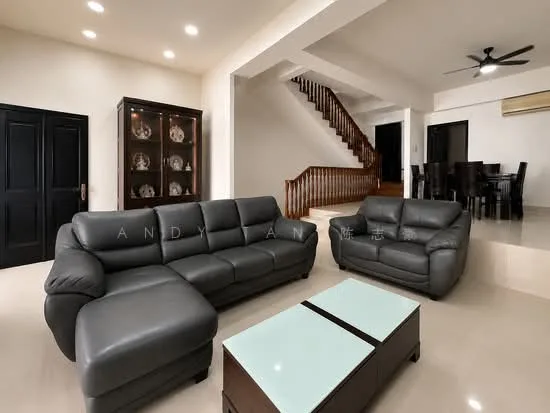 Loyang Villas image 1 of 10