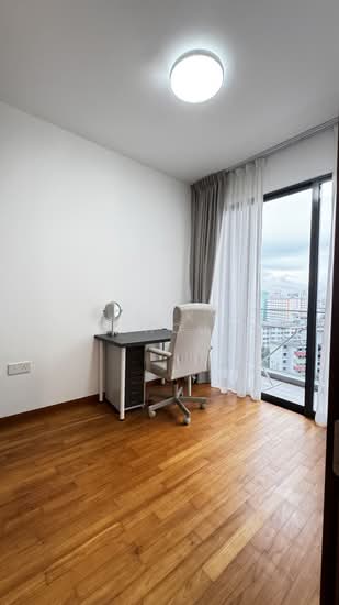 Stirling Residences photo 4