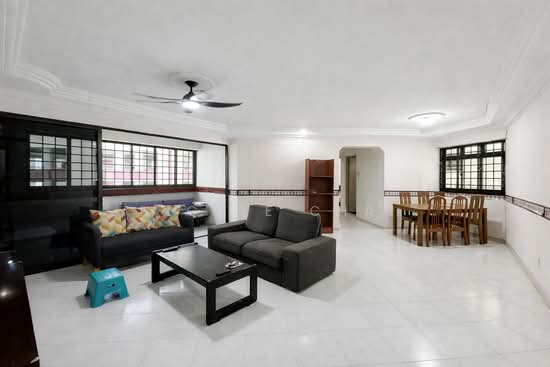 682A JURONG WEST CENTRAL 1 photo 2