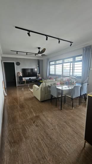 352 ANG MO KIO STREET 32 photo 2