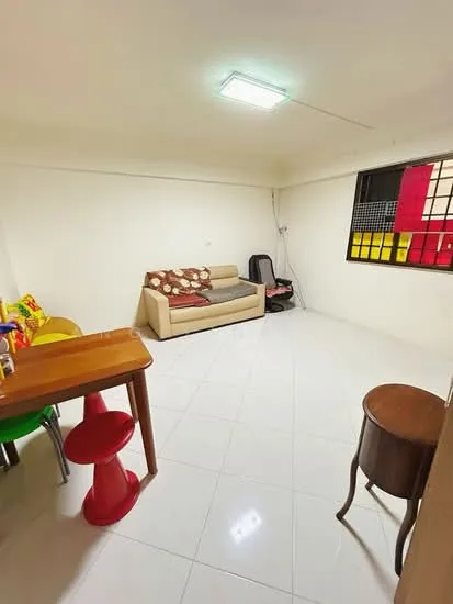 242 Bukit Batok East Avenue 5 image 1 of 4