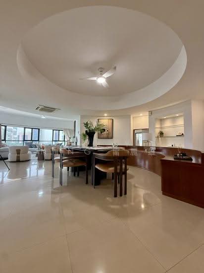 THE DRAYCOTT image 1 of 10