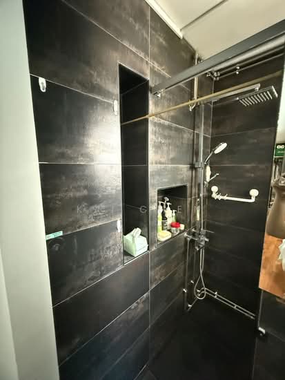 538 UPPER CROSS STREET photo 5