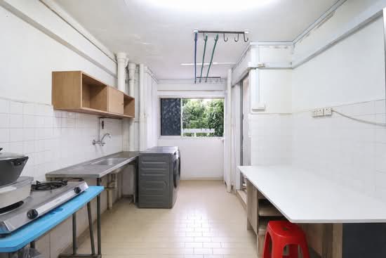 172 ANG MO KIO AVENUE 4 photo 3