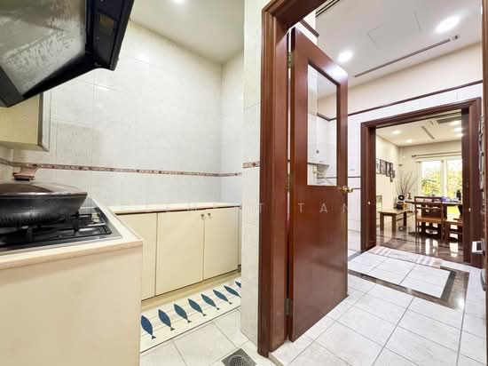 Changi Heights photo 4
