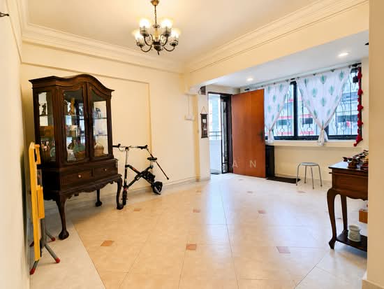 408 JURONG WEST STREET 42 photo 3