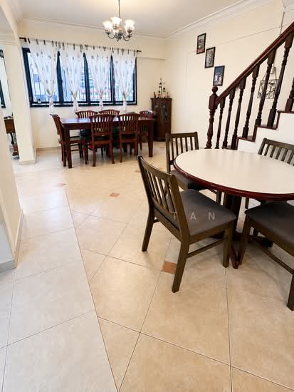 408 JURONG WEST STREET 42 photo 5