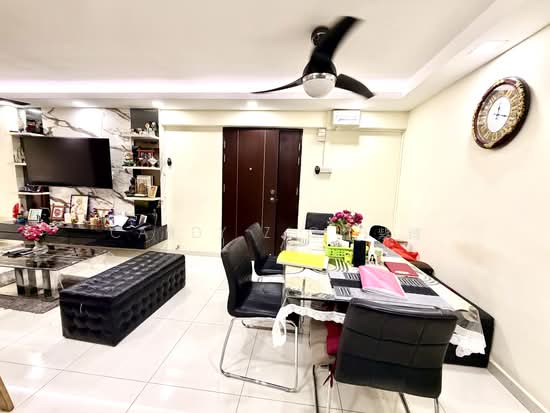 100 WHAMPOA DRIVE photo 4