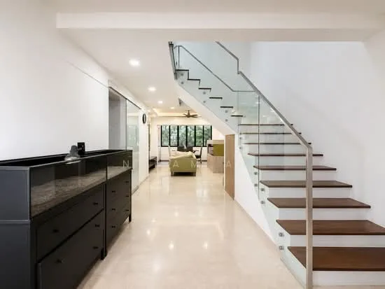 408 Jurong West Street 42 image 1 of 10