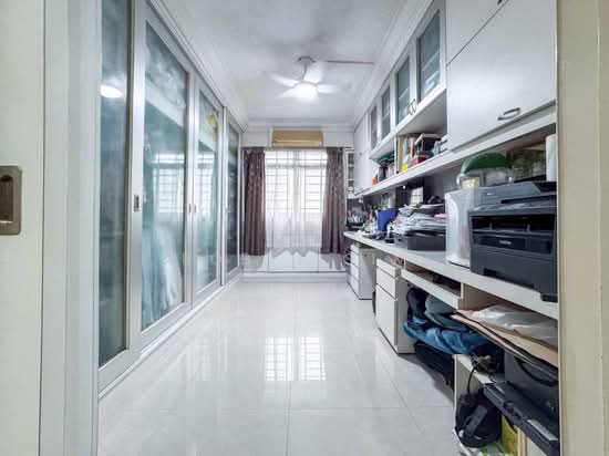 650B JURONG WEST STREET 61 photo 3