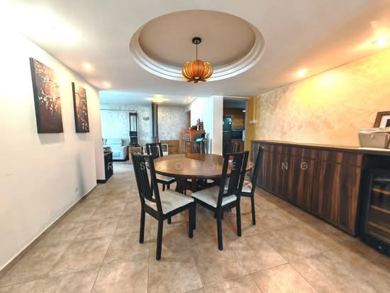 27 MARINE CRESCENT photo 2
