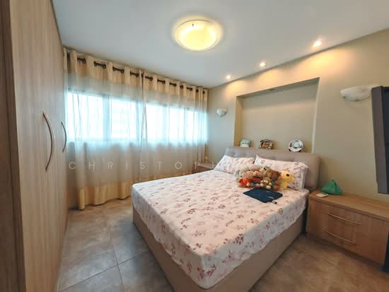 27 MARINE CRESCENT photo 4