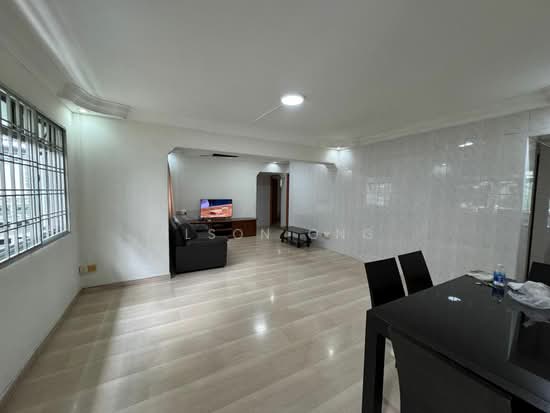 131 RIVERVALE STREET image 1 of 10