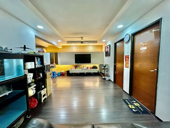 491F TAMPINES STREET 45 image 1 of 4