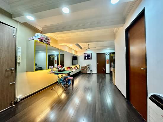 491F TAMPINES STREET 45 photo 2