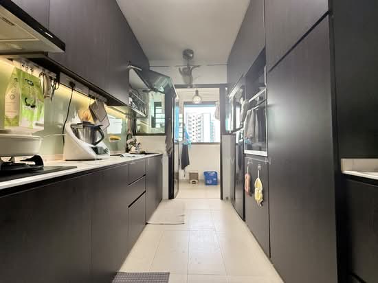 996C BUANGKOK CRESCENT photo 2