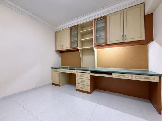 827 JURONG WEST STREET 81 photo 3