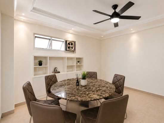 709 JURONG WEST STREET 71 photo 3