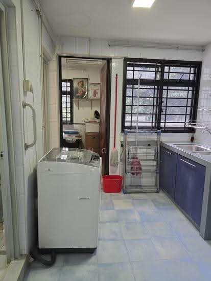 231 LORONG 8 TOA PAYOH photo 2