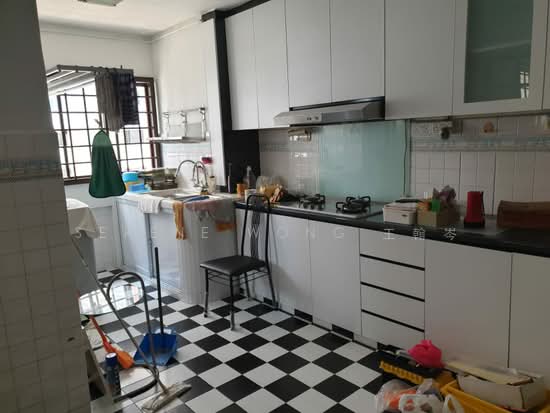932 TAMPINES STREET 91 image 1 of 6