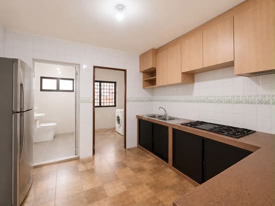 619 ANG MO KIO AVENUE 4 photo 5