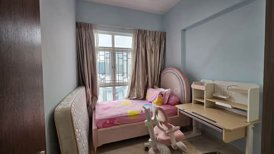 SUMMERHILL photo 4