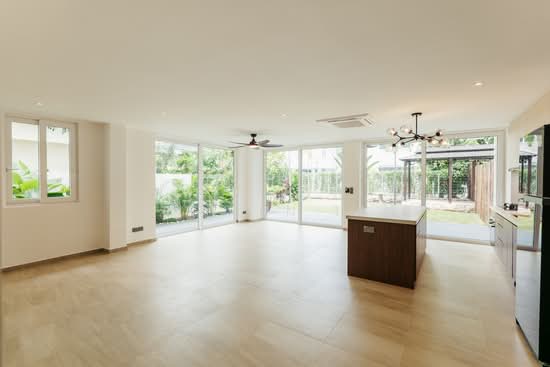 Katong/Meyer/Amber Modern Detached for Multi Generation Living image 1 of 10