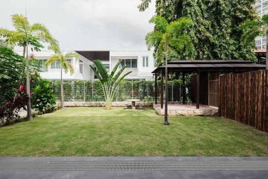 Katong/Meyer/Amber Modern Detached for Multi Generation Living photo 2