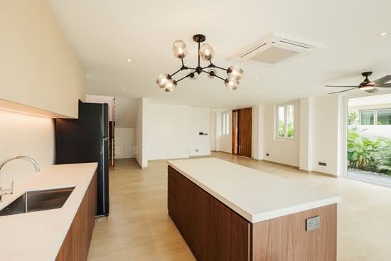 Katong/Meyer/Amber Modern Detached for Multi Generation Living photo 5