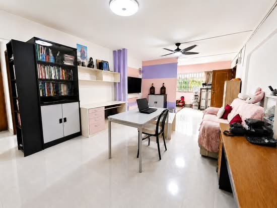 209 TAMPINES STREET 21