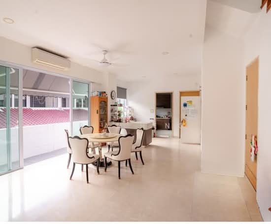Just Listed! Modern 3-Sty Semi-D with Pool & Private Lift | Walk to Kovan MRT photo 5
