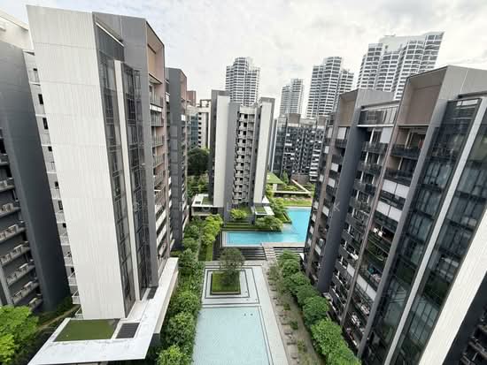 LEEDON GREEN photo 3