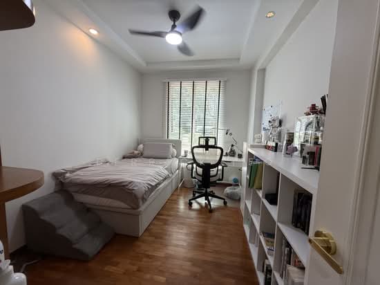 YISHUN EMERALD photo 3