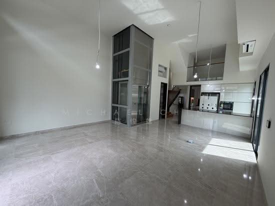 Belgravia Ace photo 2