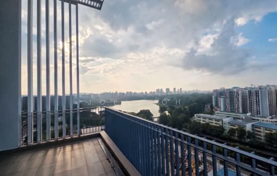 THE LAKEFRONT RESIDENCES photo 5