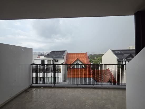 Opera Estate, Swan Lake, Norma Terrace, Jalan Bangsawan photo 4