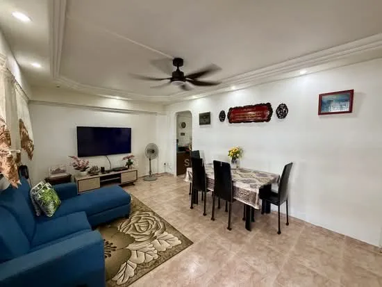842 Woodlands Street 82 image 1 of 7