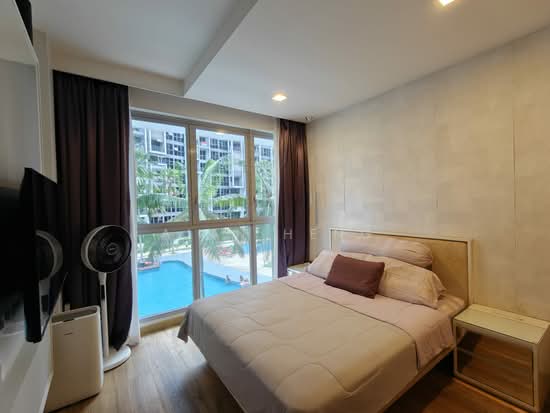 PRIVE photo 5