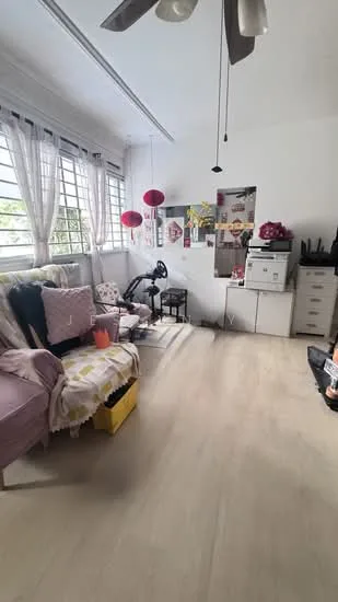 235 Bukit Batok East Avenue 5 image 1 of 9