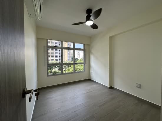 876C TAMPINES AVENUE 8 photo 6