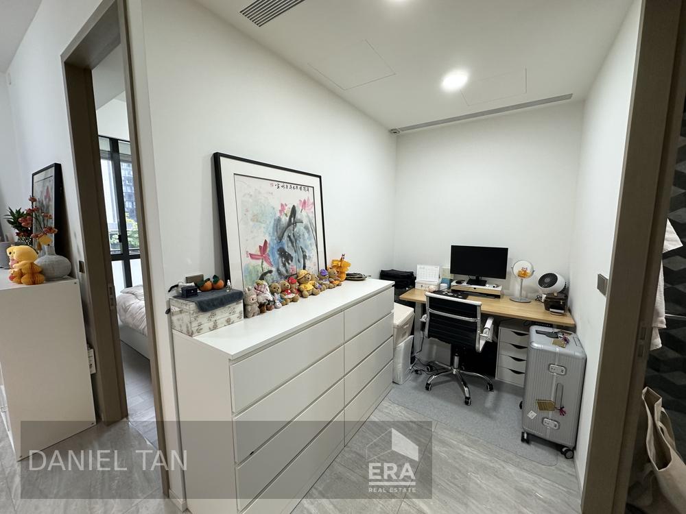 LEEDON GREEN photo 5