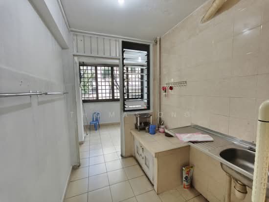 48 LOWER DELTA ROAD photo 5