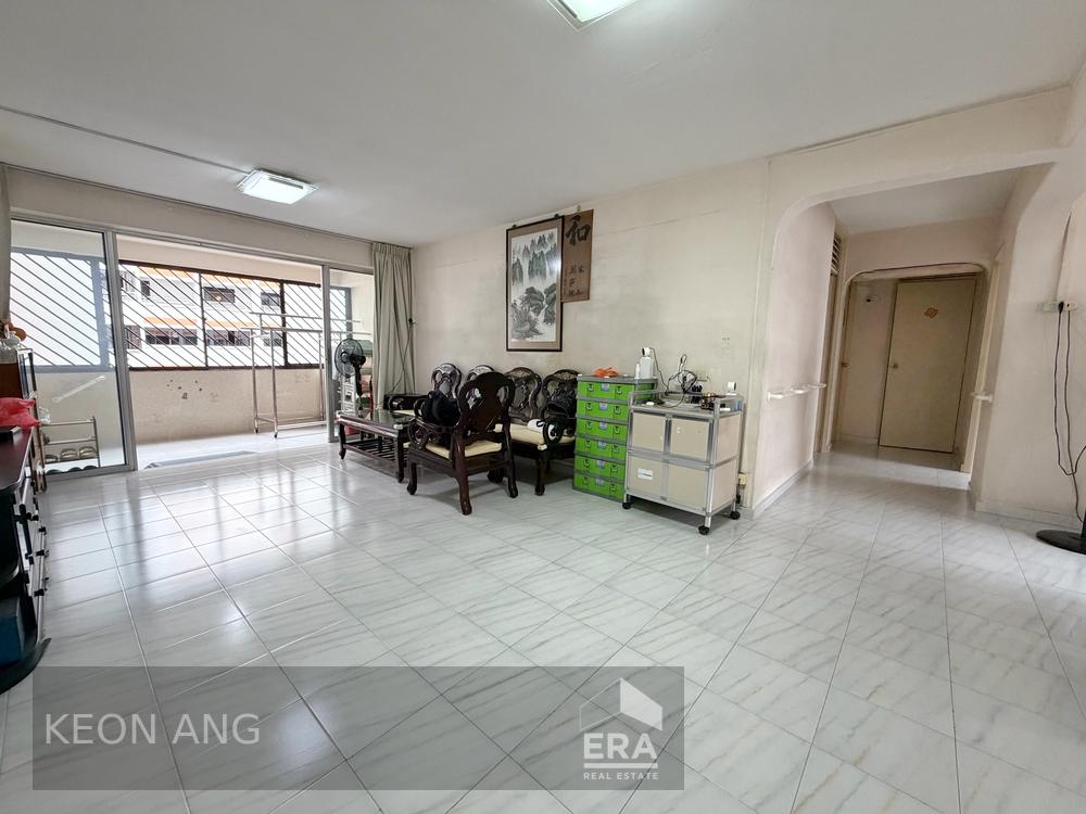 310 SERANGOON AVENUE 2 photo 3